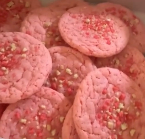 Strawberry Crumble Bliss Cookies